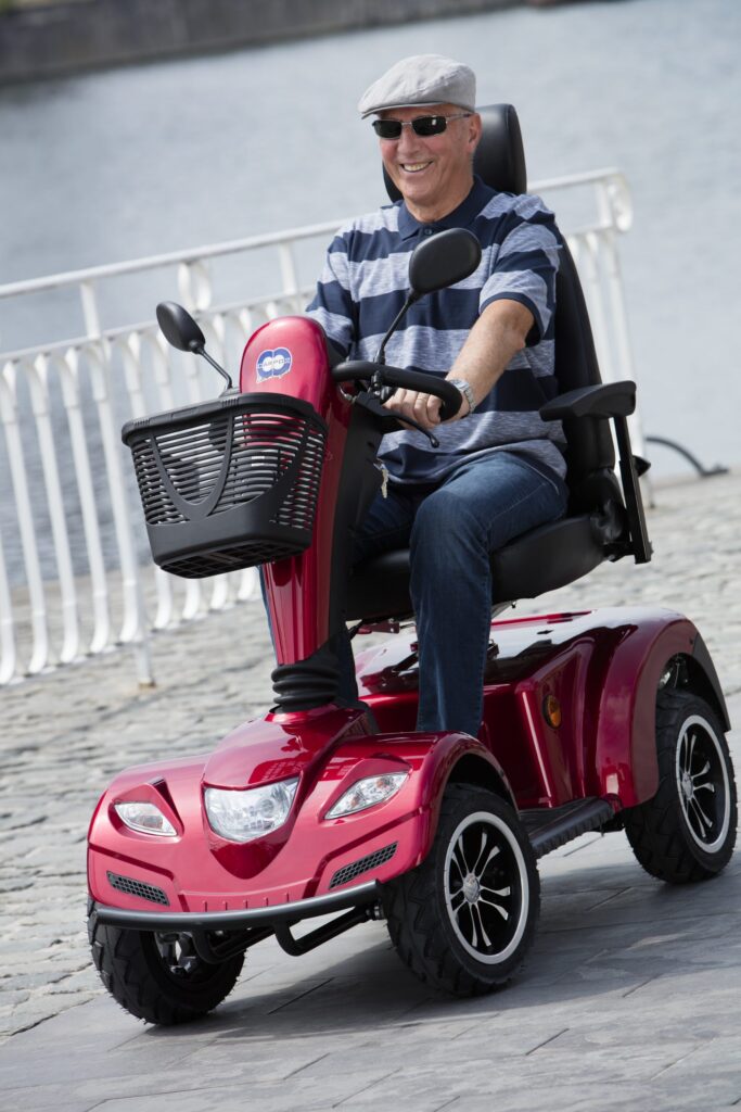 Scooter elettrico Carpo 2 XD SE a quattro ruote gonfiabili