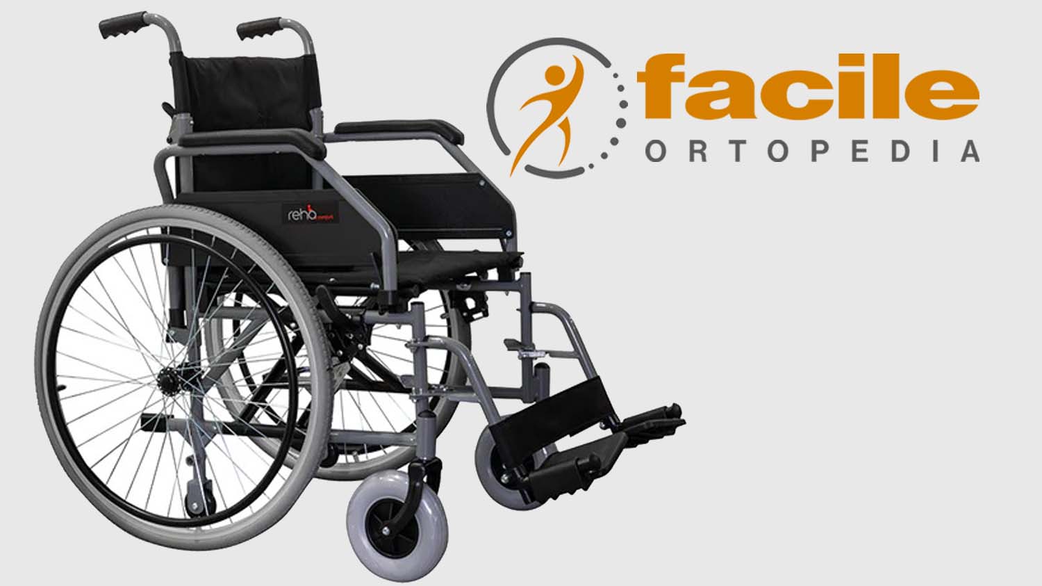 Carrozzina pieghevole con braccioli